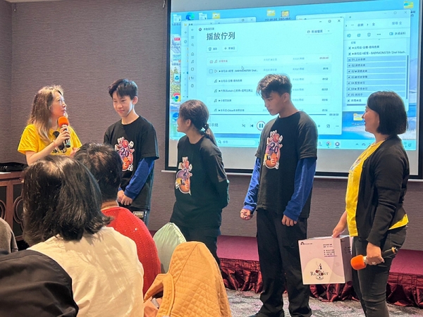 LINE_ALBUM_114.12.10尾牙_241211_69