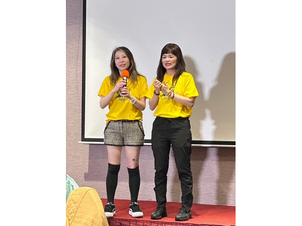 LINE_ALBUM_114.12.10尾牙_241211_18