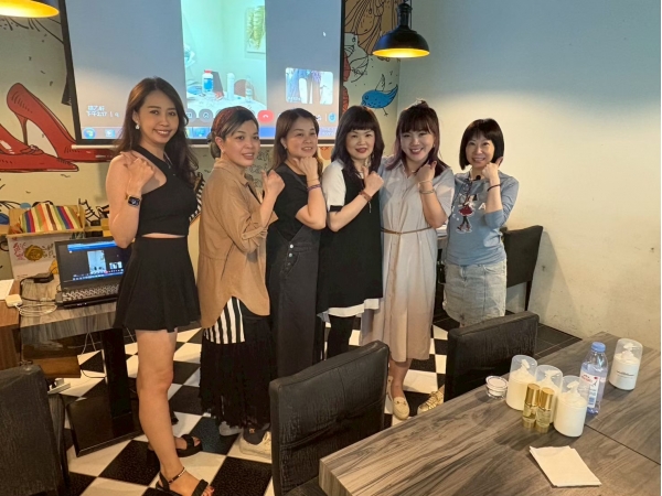 LINE_ALBUM_2025.9月 店員會議_261007_11