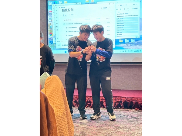 LINE_ALBUM_114.12.10尾牙_241211_62