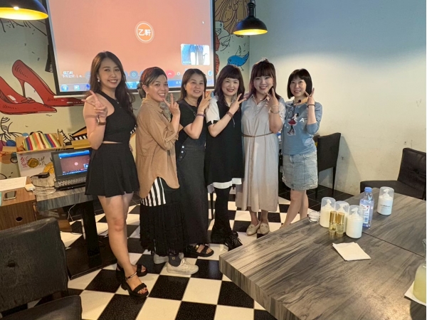 LINE_ALBUM_2025.9月 店員會議_261007_10