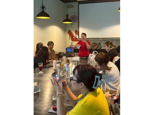 LINE_ALBUM_2025.8月 店員會議_250829_5
