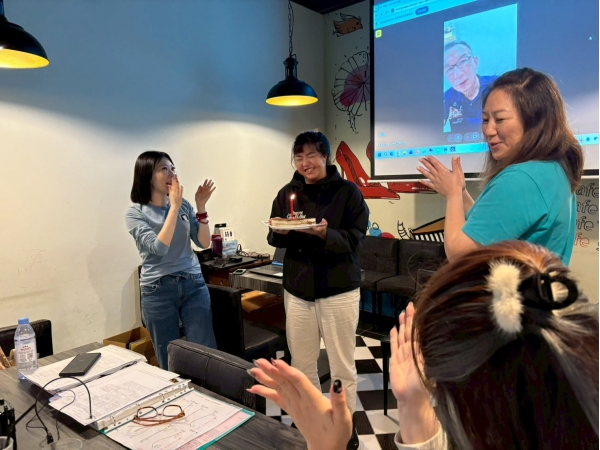 LINE_ALBUM_2025.11月-店務會議_261007_4
