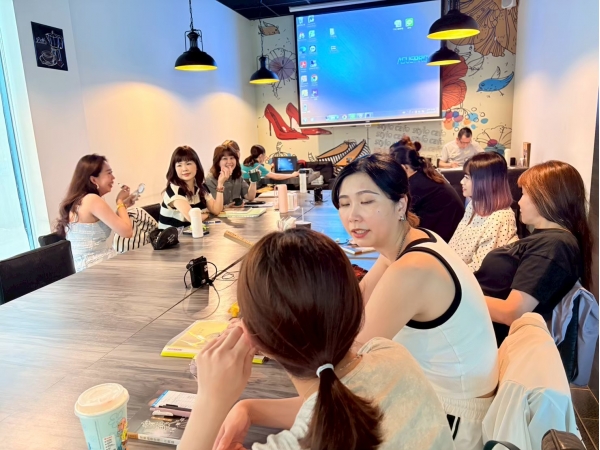 LINE_ALBUM_2025.6店務會議_250829_2
